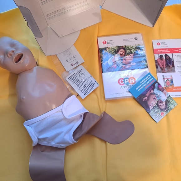 🏁Infant CPR doll - Picture 5 of 5